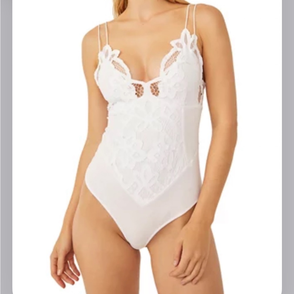 INTIMATELY FP • Bodysuit